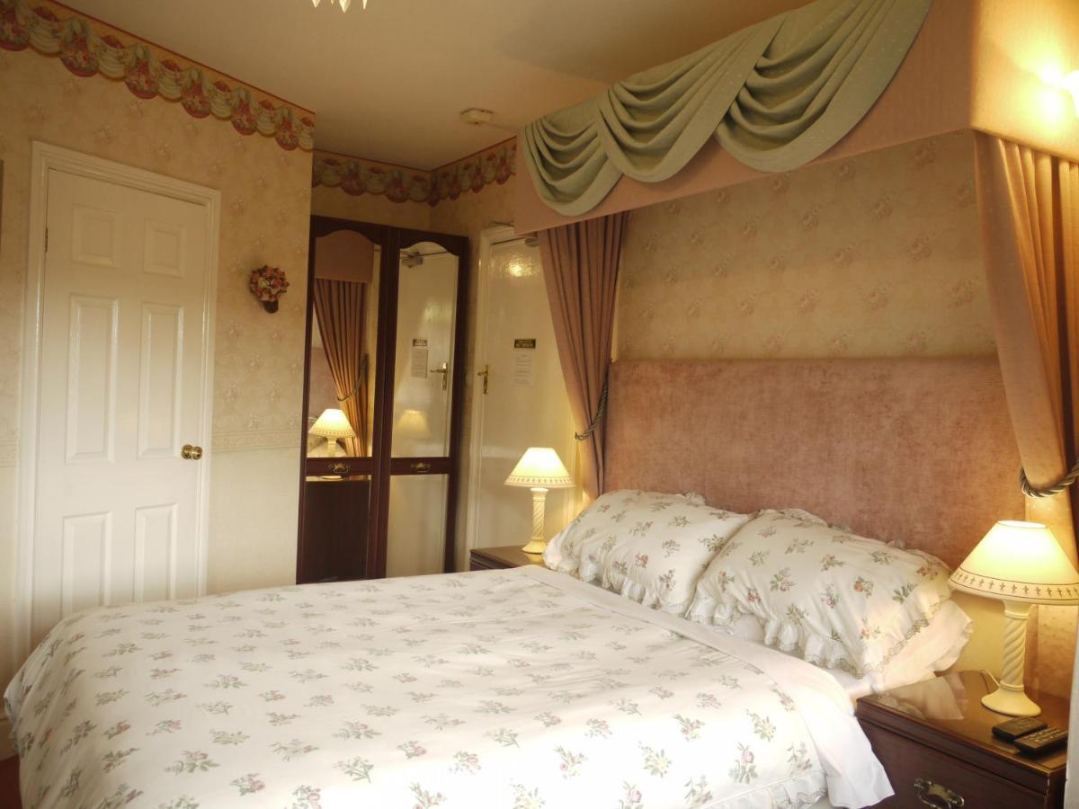 Moonraker House Hotell Stratford-upon-Avon Exteriör bild